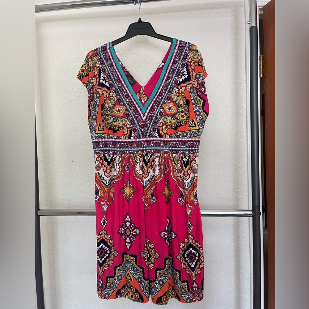 Woman’s Double V summer dress